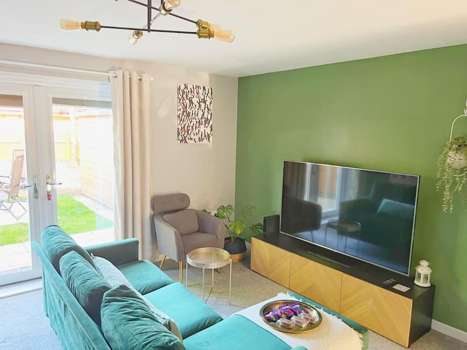 Comfy Modern 3Br Semi Detached 400Mb Wifi Free Double Parking Villa นิวคาสเซิล อะพอน ไทน์ ภายนอก รูปภาพ